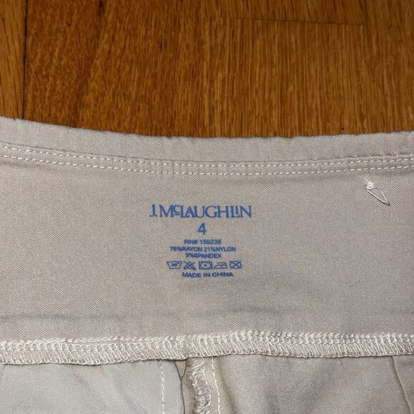 J. McLaughlin Women's Pull On Ankle Pants Split Sides Beige Sz 4 Preppy Classic - Picture 3 of 16